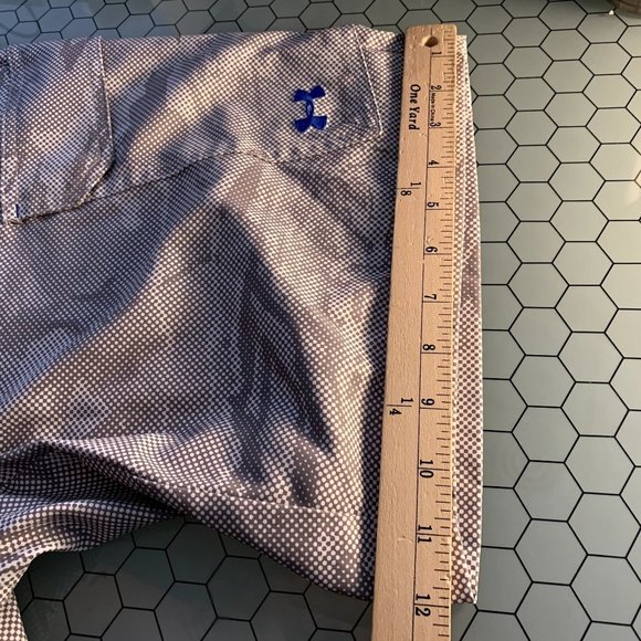 Under Armour UA Fish Hunter Cargo Shorts Mens 32 Loose Heat Gear Digital Camo - Picture 7 of 13